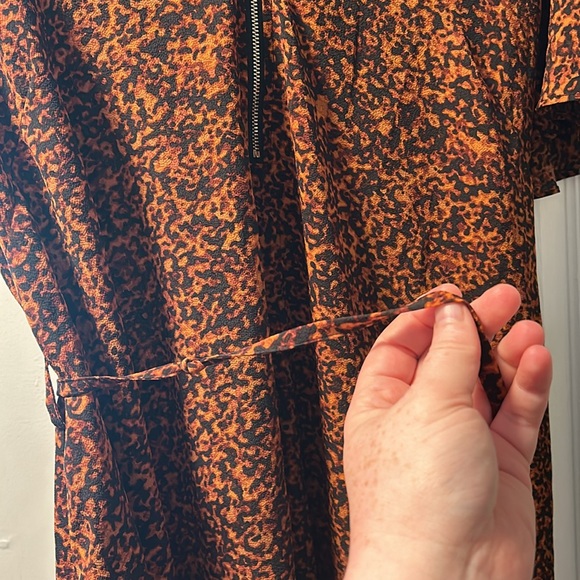 City Chic leopard print sexy dress zip front - Picture 4 of 5